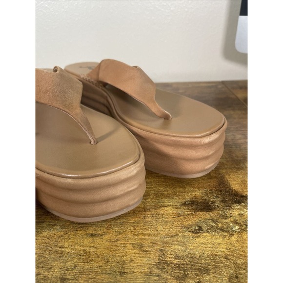 Free People Tan Platform Sandals - Picture 4 of 14